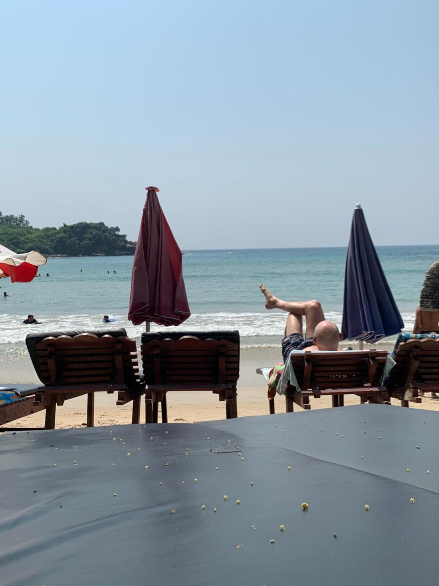 Thaproo Bay Hiriketiya Bed & Breakfast Dikwella Bagian luar foto